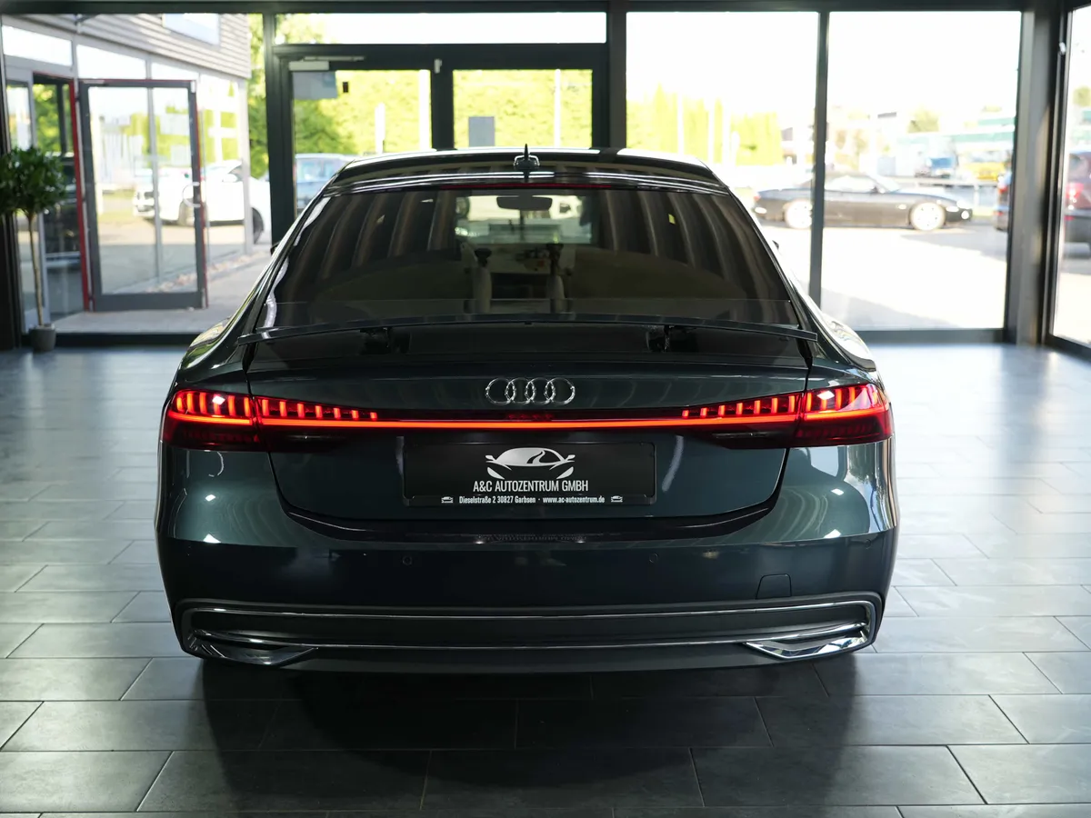 Audi A7 Sportback 55 TFSI S-Line Quattro - Image 4