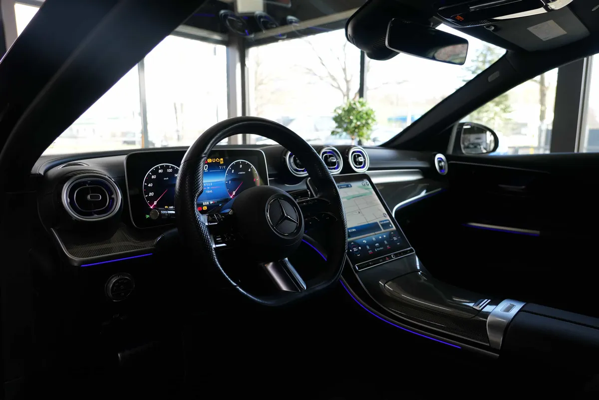 Mercedes-Benz C 300 d AMG Line - Image 10