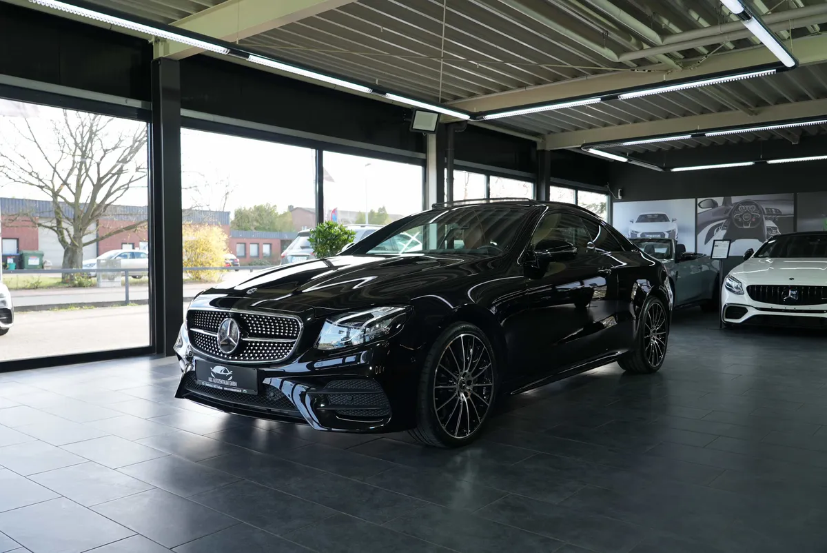 Mercedes-Benz E 450 Coupé 4Matic AMG Line - Image 1