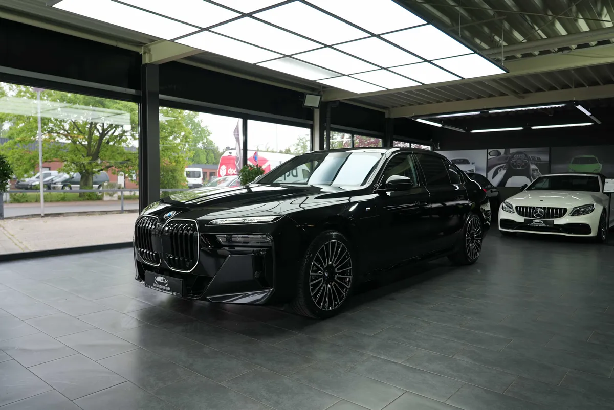 BMW 740 d xDrive M Sport - Image 1