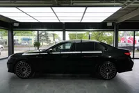 BMW 740 d xDrive M Sport - Image 2