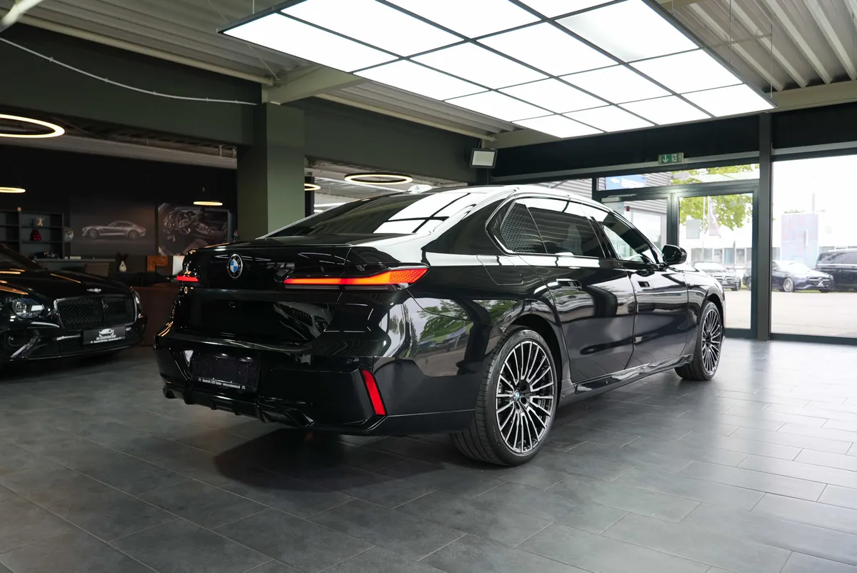 BMW 740 d xDrive M Sport - Image 5