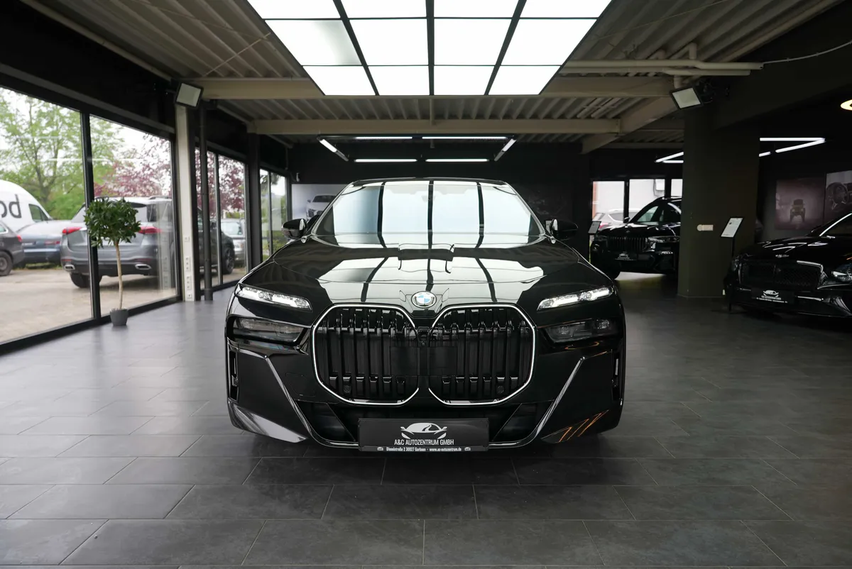 BMW 740 d xDrive M Sport - Image 7