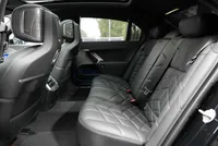 BMW 740 d xDrive M Sport - Image 14