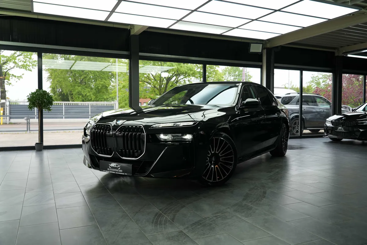 BMW 740 d xDrive M Sport - Image 27