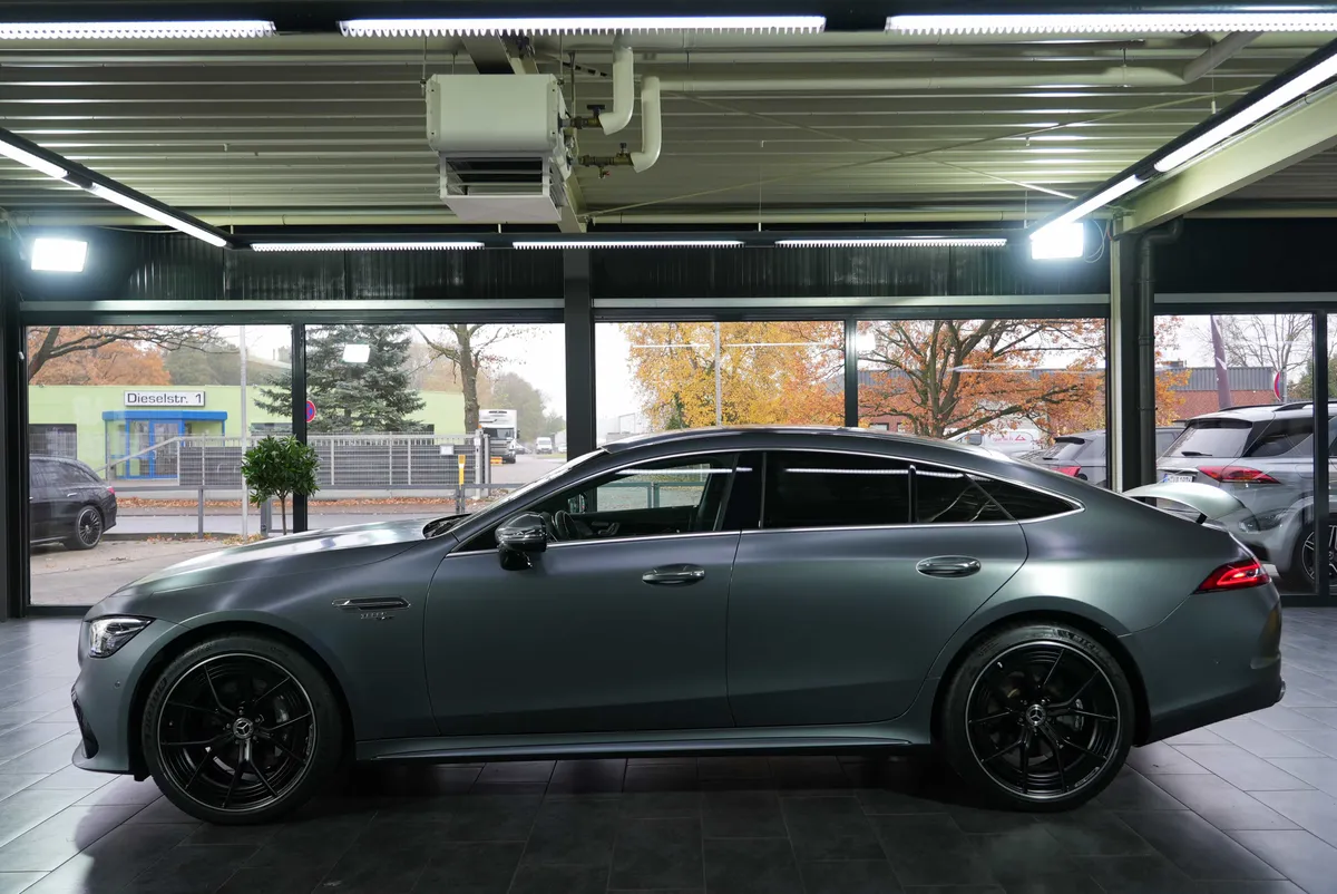 Mercedes-Benz AMG GT 43 4Matic+ - Image 2