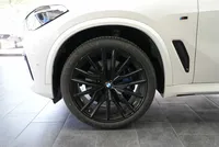 BMW X5 M50i - Image 3