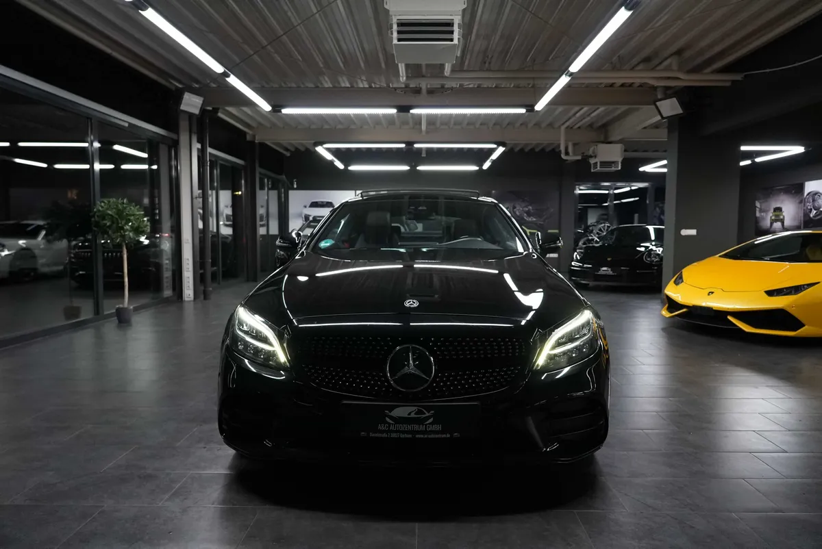 Mercedes-Benz C 300 Coupé AMG Line - Image 7